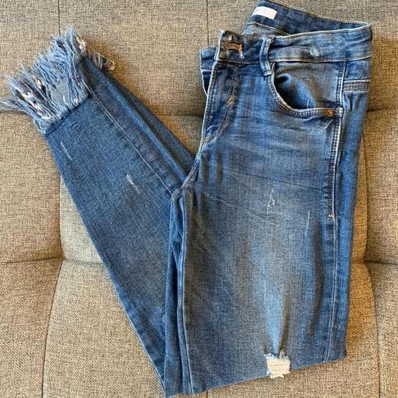 Zara Trafaluc Fringe Jean - Picture 1 of 5